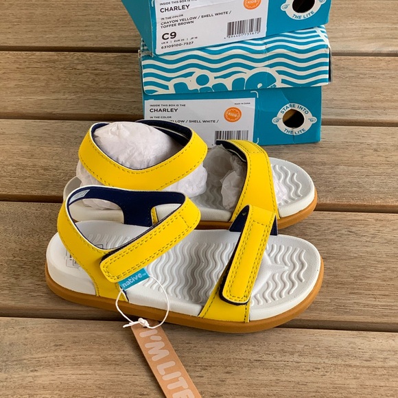 ✨NIB✨NATIVE Charley Sandal Toddler sz 9 10 Crayon Yellow Velcro - Picture 5 of 13